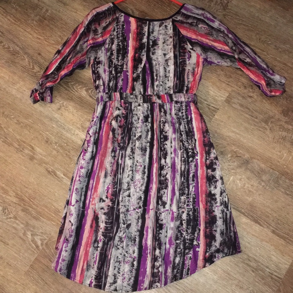 Dress - Picture 3 of 3